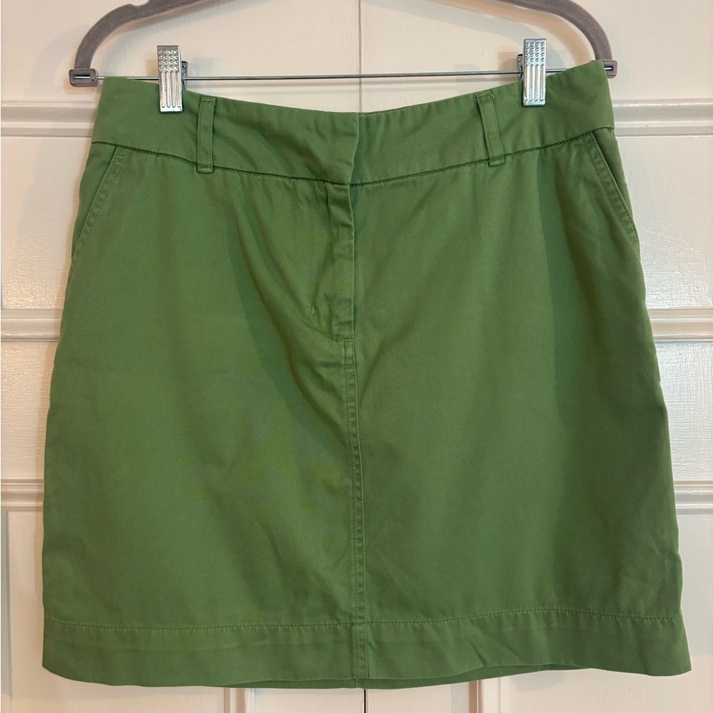 Vineyard Vines Women’s Green Chino Skirt size 4